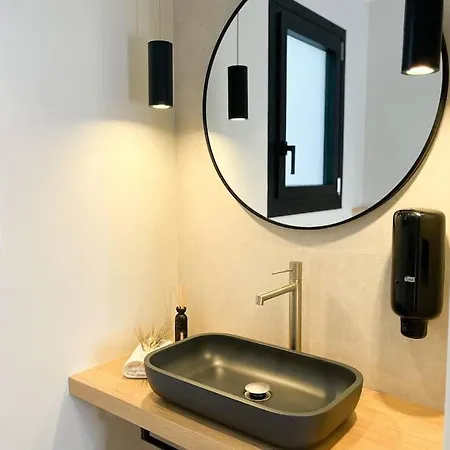 Atico Duplex De Lujo - Clasificacion 5 Estrellas - 8pax - A Pie Del Centro - 2 Parkings L By Bonesvacances * أندورا لا فيلا