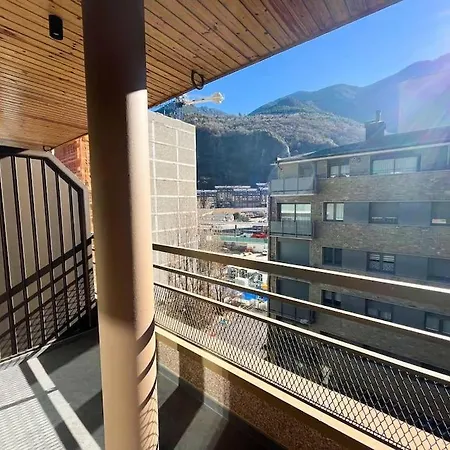 Atico Duplex De Lujo - Clasificacion 5 Estrellas - 8pax - A Pie Del Centro - 2 Parkings L By Bonesvacances شقة