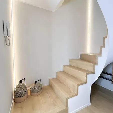 Atico Duplex De Lujo - Clasificacion 5 Estrellas - 8pax - A Pie Del Centro - 2 Parkings L By Bonesvacances * أندورا لا فيلا