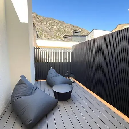Atico Duplex De Lujo - Clasificacion 5 Estrellas - 8pax - A Pie Del Centro - 2 Parkings L By Bonesvacances *
