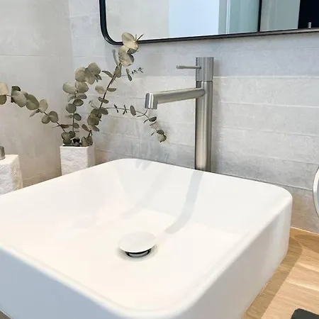شقة Atico Duplex De Lujo - Clasificacion 5 Estrellas - 8pax - A Pie Del Centro - 2 Parkings L By Bonesvacances *